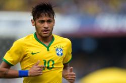 纳达尔重返赛场，夺冠首场状态出色，阿森纳观众沸腾！赛场气氛高涨